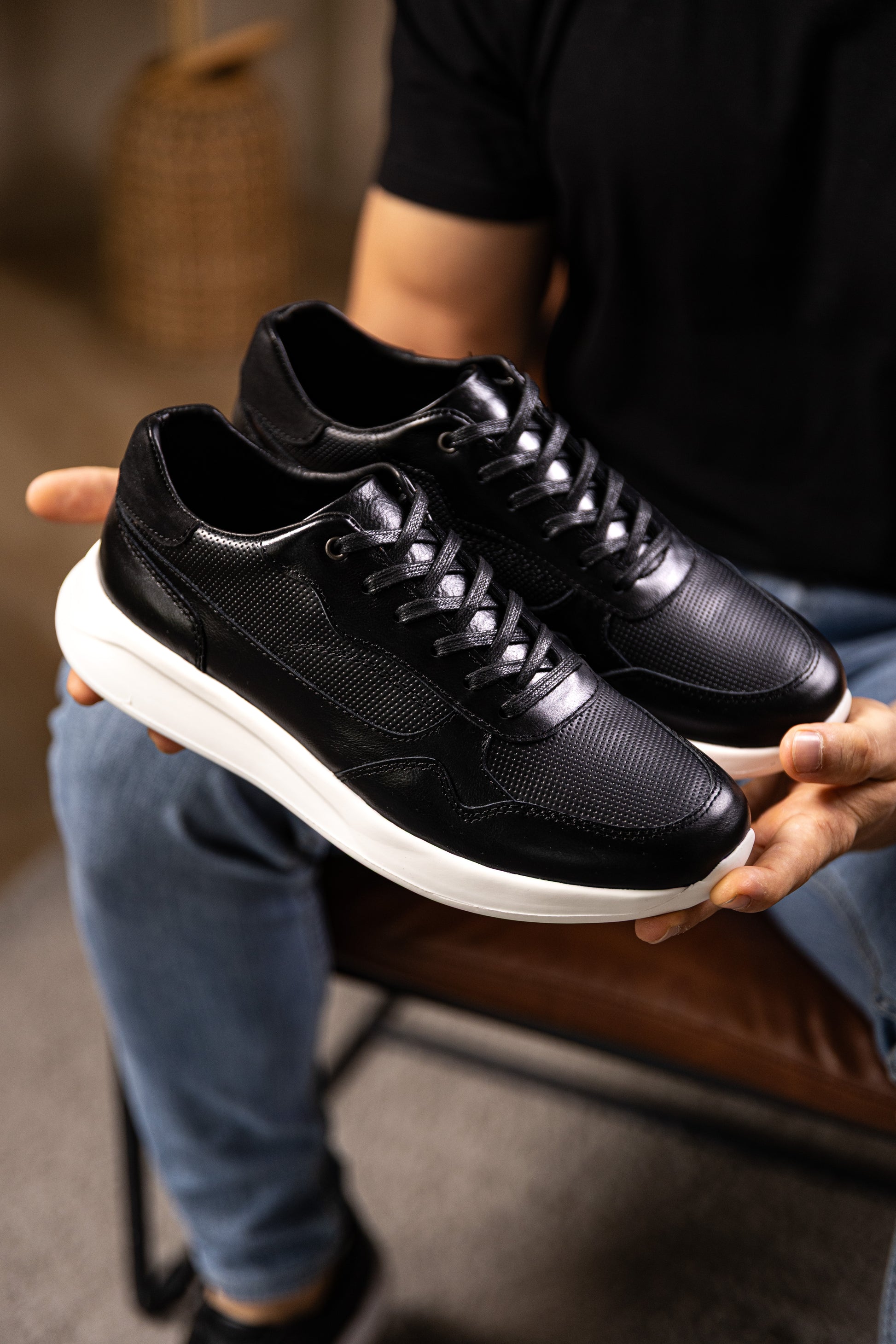 AUSTIN NEGRO